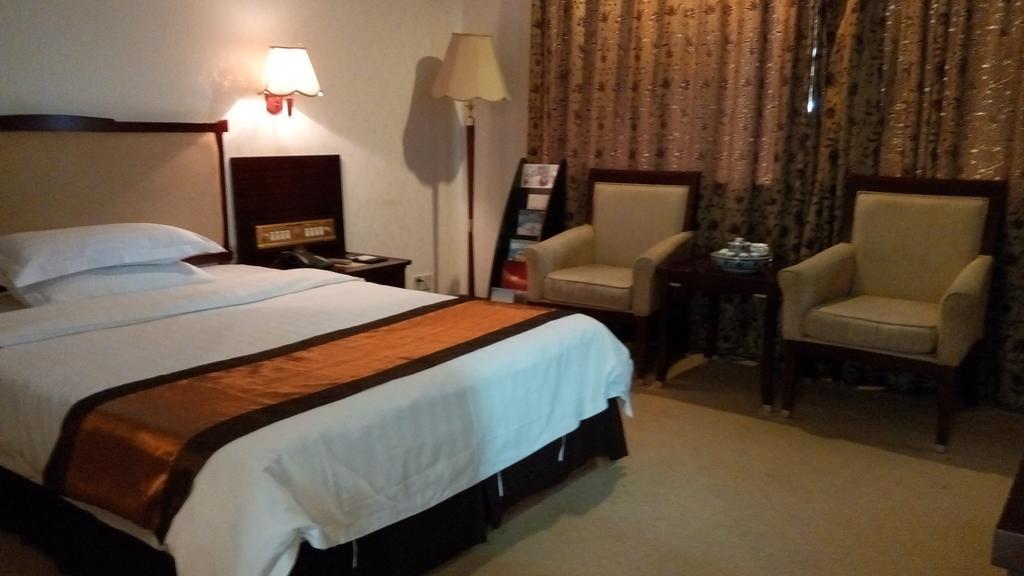 W.Y. Lera Hotel กวางโจว ภายนอก รูปภาพ